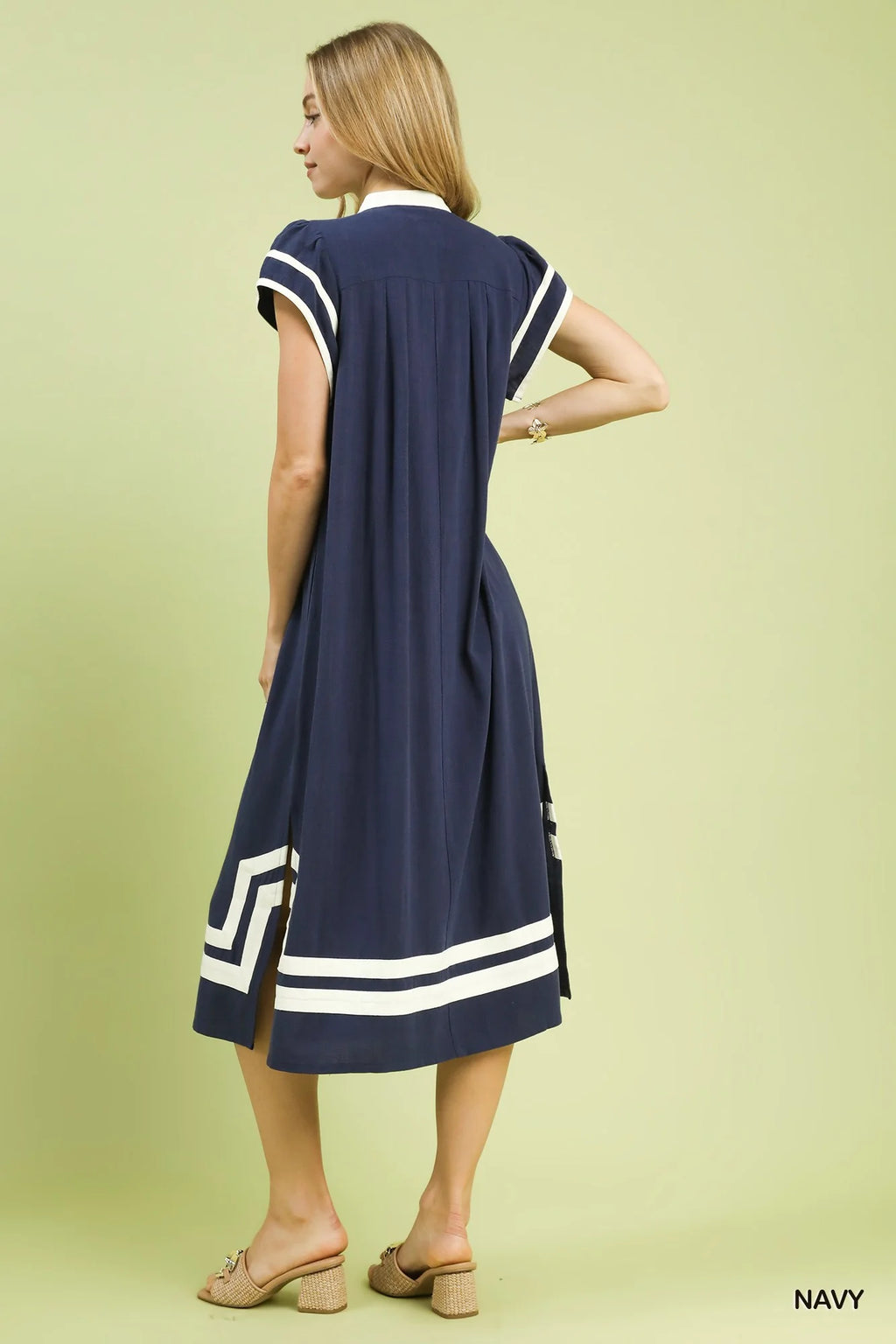 Umgee Linen Cotton Contrast Neckline Midi Dress in Navy