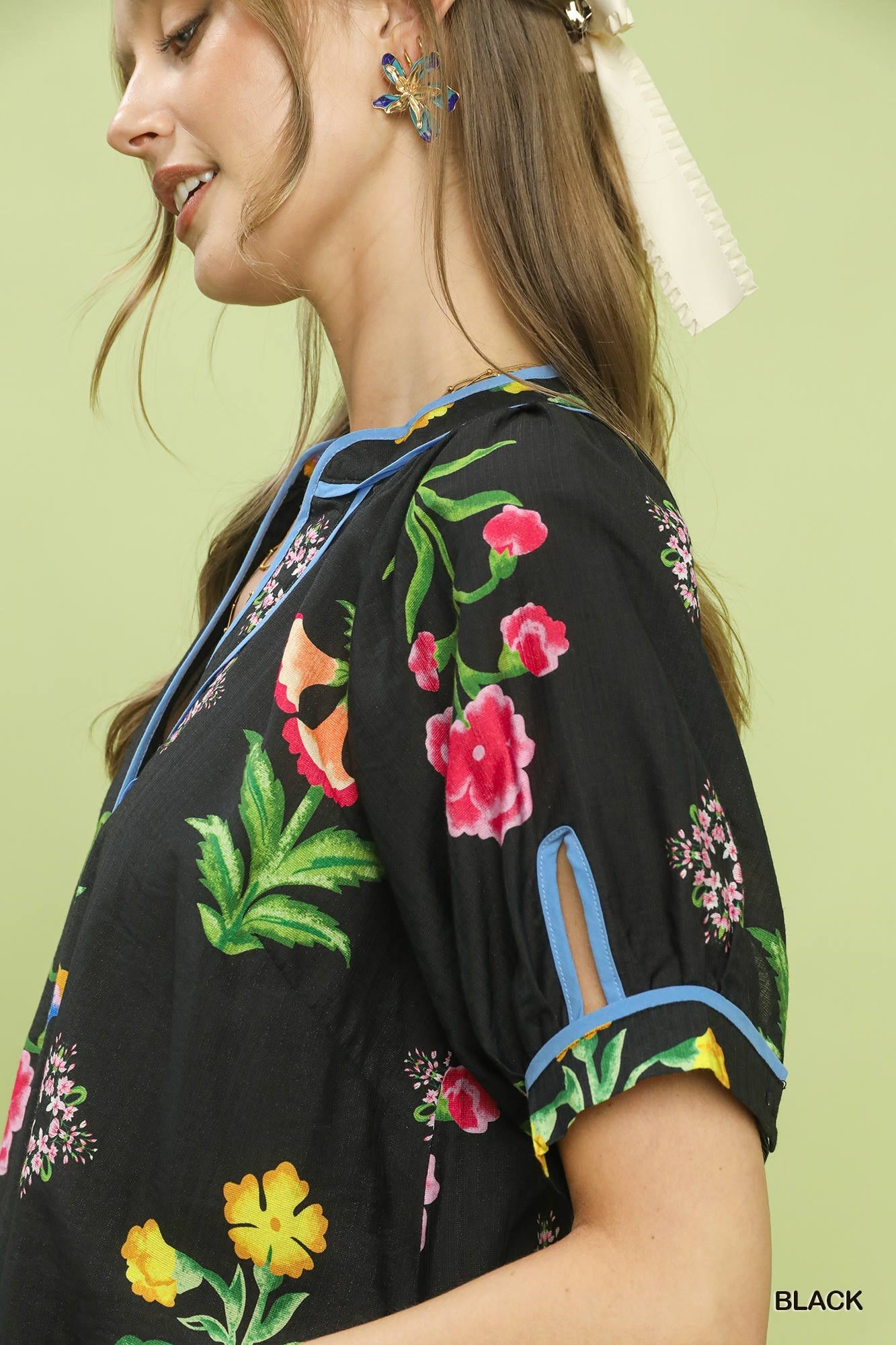 Umgee Botanical Print Contrast Trim Button Blouse - Black Sz L